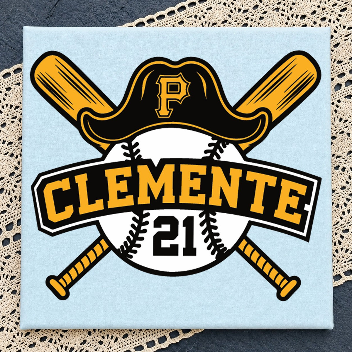 Roberto Clemente 21 Pittsburgh Pirates Baseball, Crossed Bats Gold