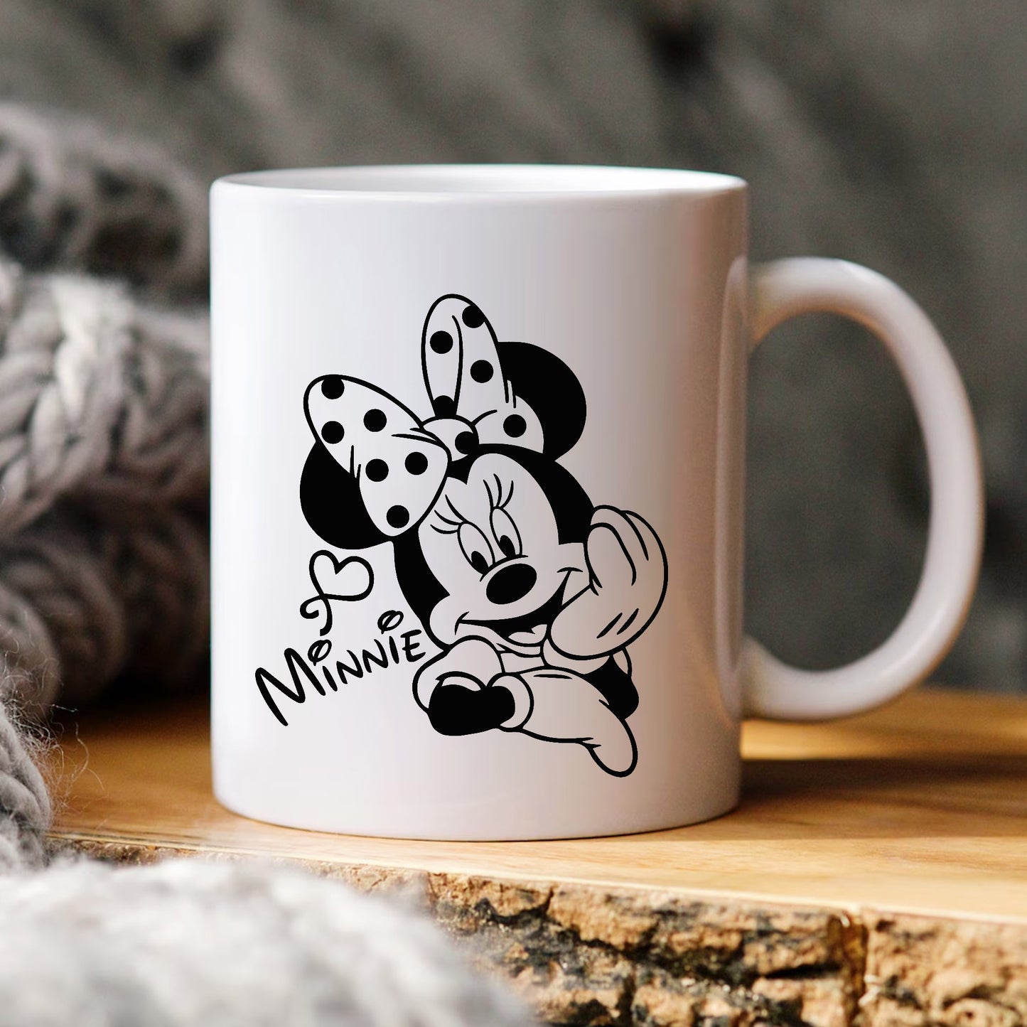 Minnie Mouse SVG PNG, Disney Minnie Mouse SVG, Me Minnie SVG